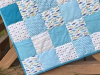 Malá patchworková deka - ryby a vlnky.... Malá patchworková deka - ryby a vlnky....