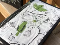 Nastav. obal na knihu-ptáček a vyšívané květy ....