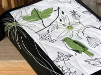 Nastav. obal na knihu-ptáček a vyšívané květy ....