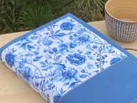 Nastavitelný obal na knihu -modré květy..... Nastavitelný obal na knihu -modré květy.....