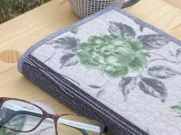 Nastavitelný obal na knihu -růže na režné... Nastavitelný obal na knihu -růže na režné...