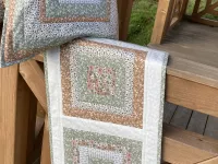 Patchworkový středový ubrus -Milly rose....