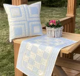 Patchworkový středový ubrus- proužky s krajkou....