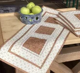 Patchworkový středový ubrus-vanilka se skořicí....