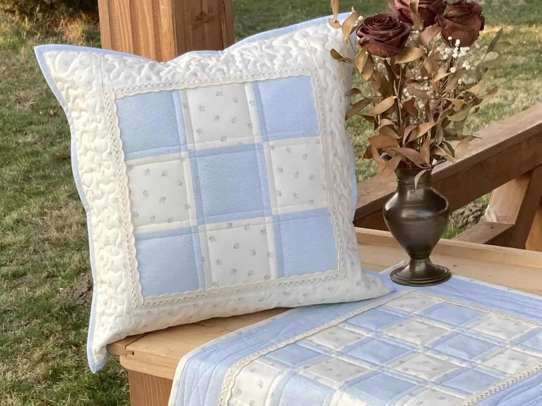 Povlak na polštář- proužky s krajkou III....