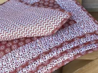 Prostírání - grenat...