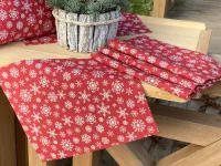 Prostírání- vločky na tmavší červené.....