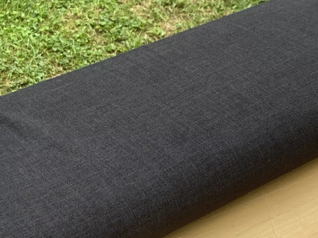 Úplet - černošedý JEANS ( 94%BA,6% EL,jednolíc)
